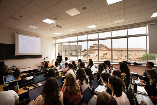 ACADEMY FOR WOMEN ENTREPRENEURS ITALY