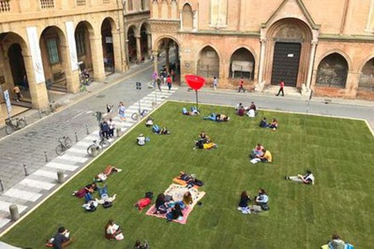 Ecco Le Cinque Piazze: incontri e spazi verdi nel quartiere universitario bolognese