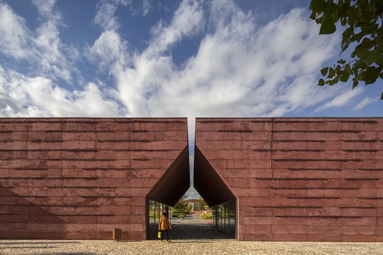 GONÇALO BYRNE. IL TEMPO DELL'ARCHITETTURA GONÇALO BYRNE. IL TEMPO DELL'ARCHITETTURA